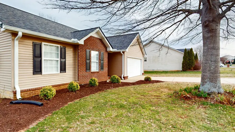 1241 Mac Duff Dr, Murfreesboro, TN 37128 - #3