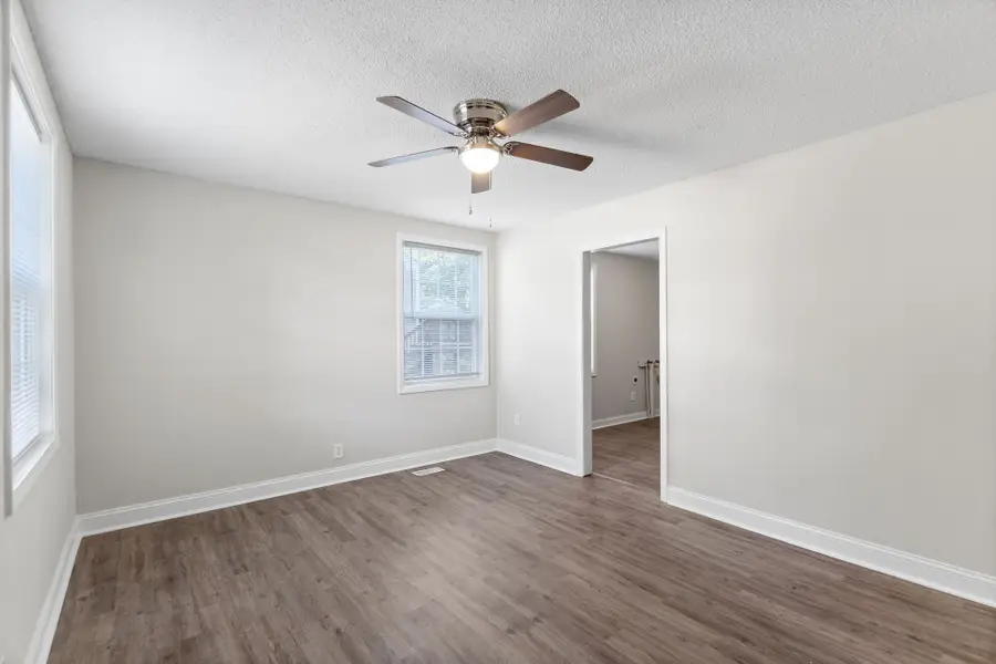 924 Woody Hills Dr, Clarksville, TN 37040 - #3