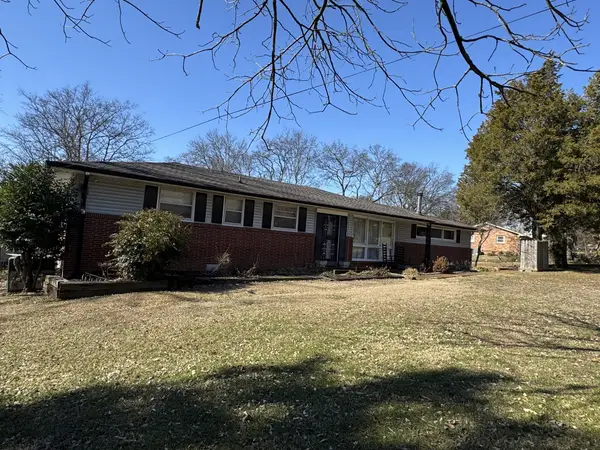 127 Riviera Dr, Hendersonville, TN 37075