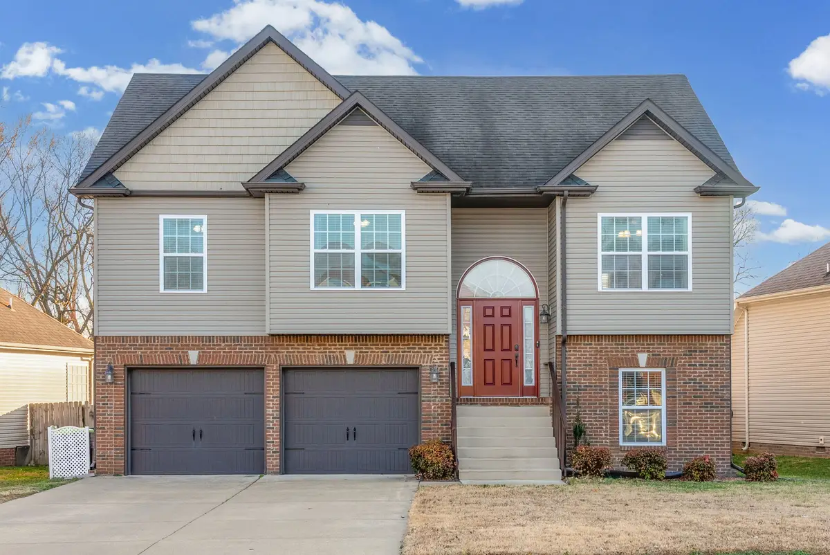 1382 Bruceton Dr, Clarksville, TN 37042 - #1