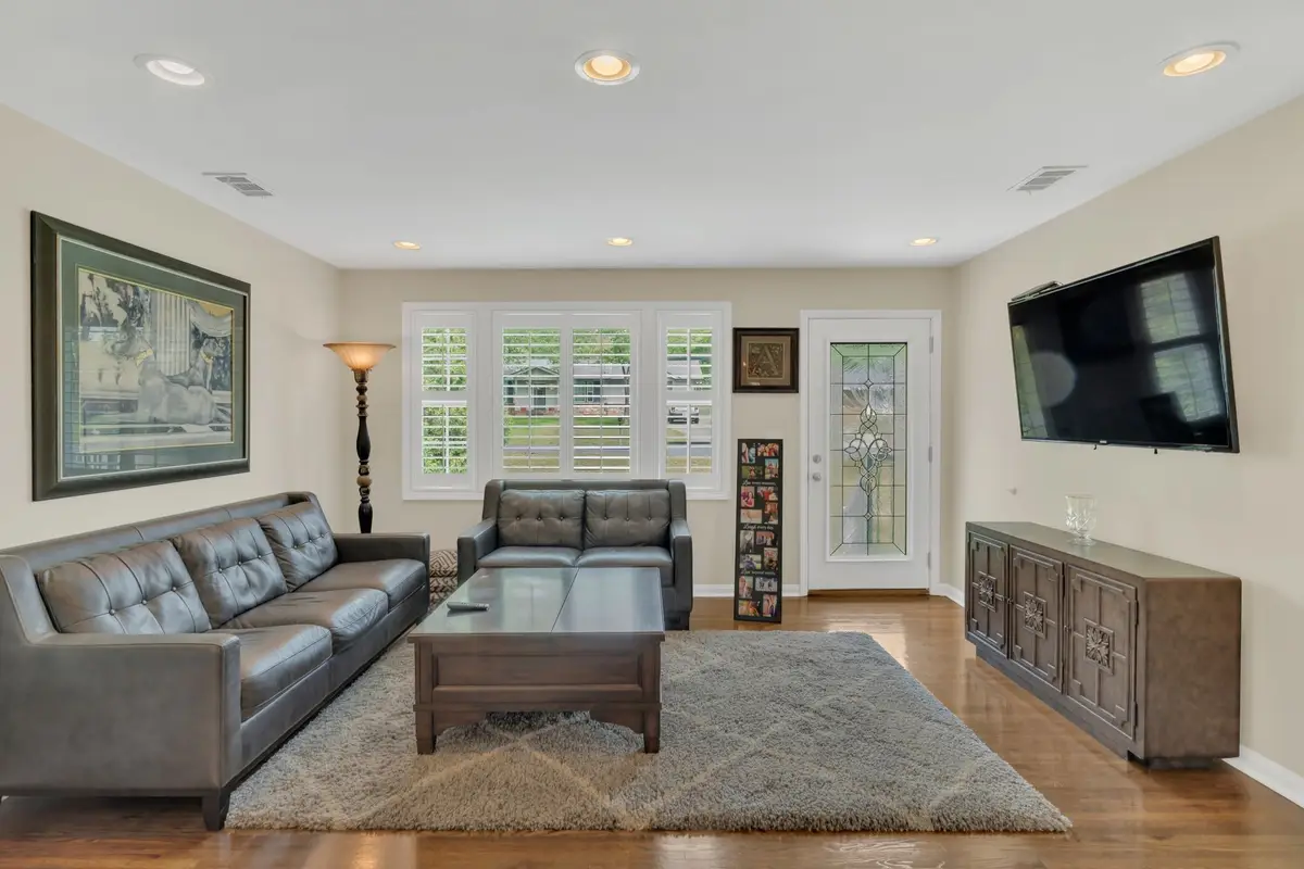 102 Woodyside Dr, Hendersonville, TN 37075 - #1