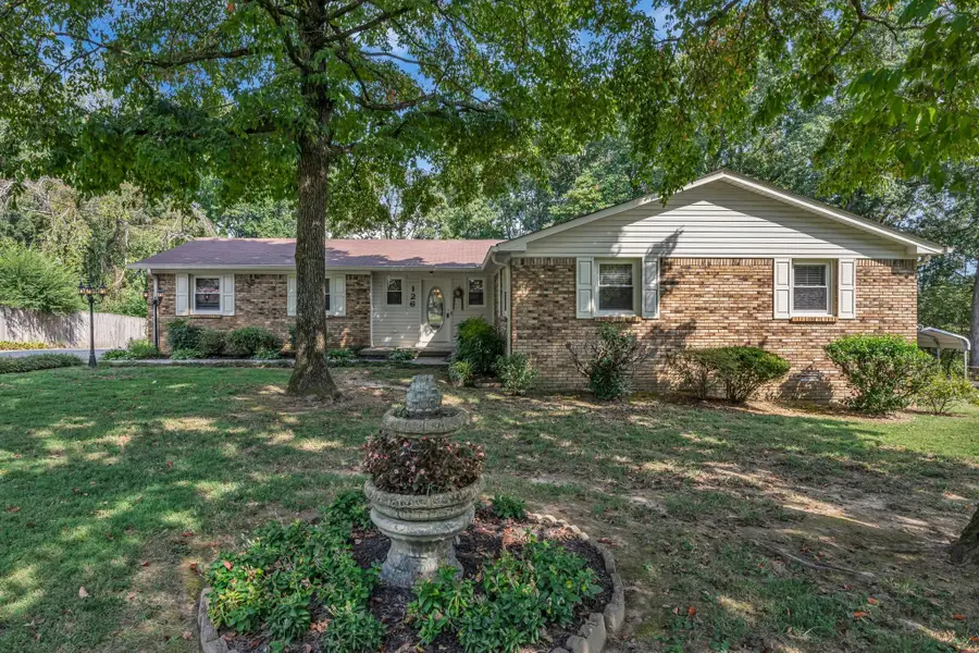 126 Robin Hood Rd, Dickson, TN 37055 - #3