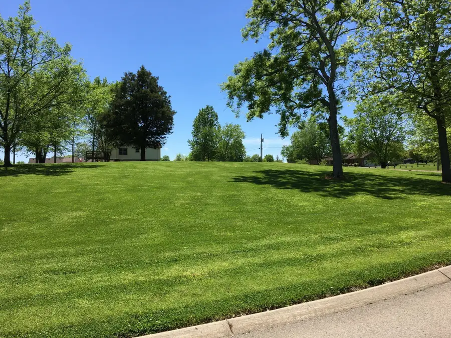 1605 Oak Mountain Dr, Columbia, TN 38401 - #3