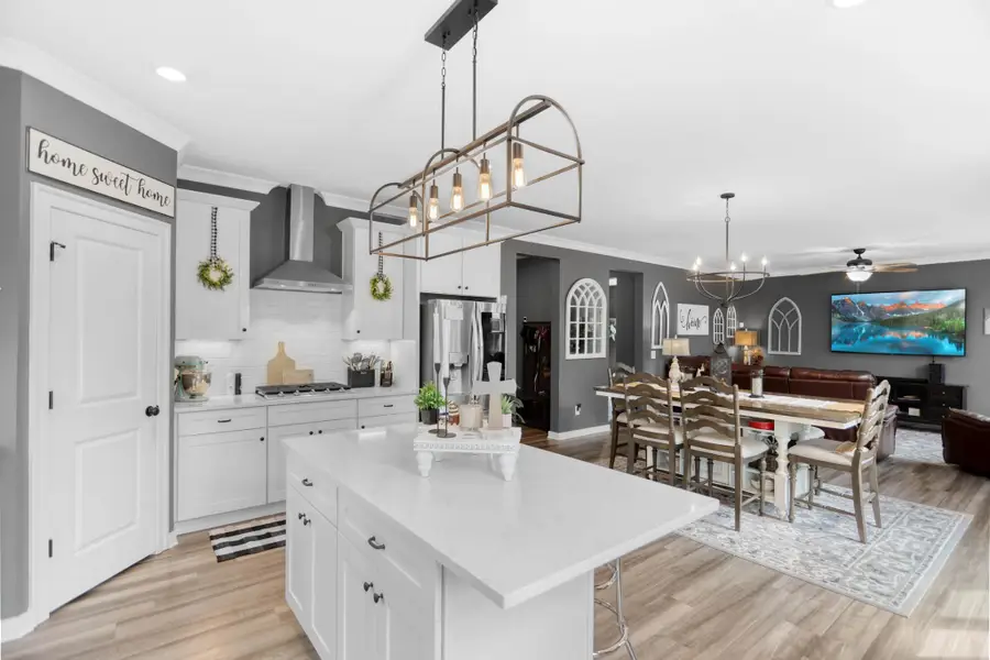 2136 Neill Ln, Cross Plains, TN 37049 - #2