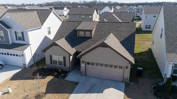 1713 Albarado Trl, Murfreesboro, TN 37128