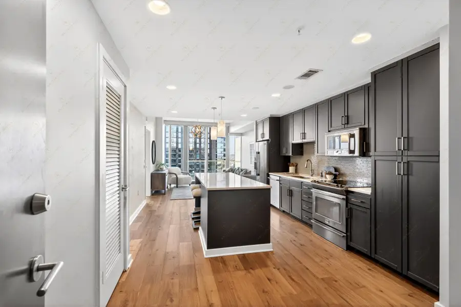 1212 Laurel St #2206, Nashville, TN 37203 - #3