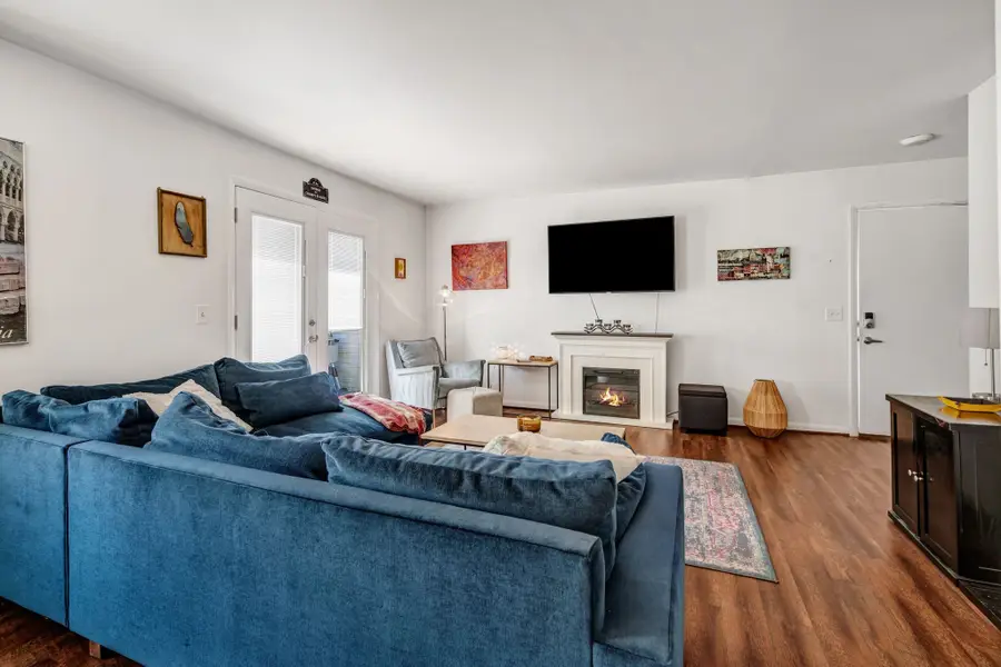 1900 Richard Jones Rd #Z4, Nashville, TN 37215 - #2