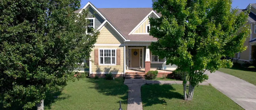 105 Atlantic Ave, Shelbyville, TN 37160 - #2