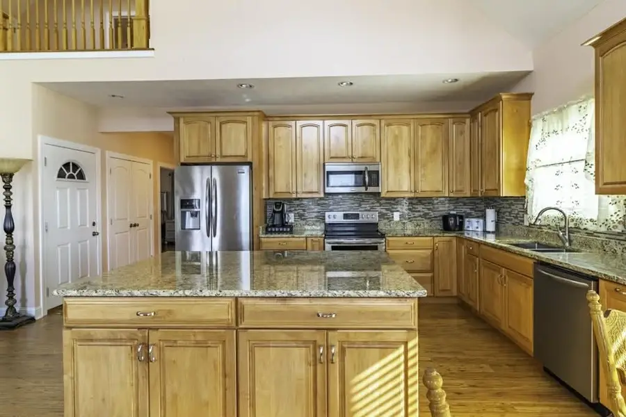 600 River Rd, Clifton, TN 38425 - #3