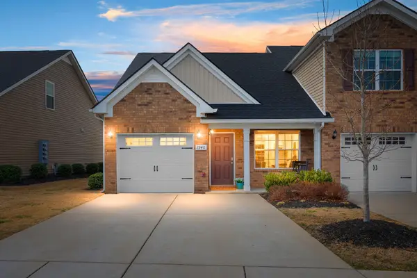 1940 Alysheba Run, Murfreesboro, TN 37128