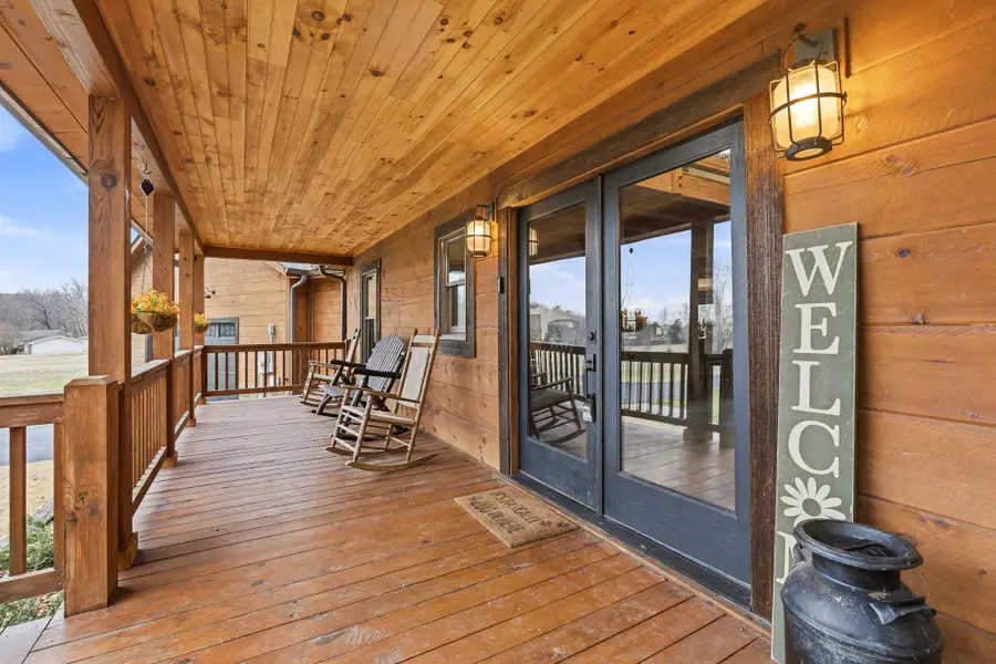 530 Parkway Rd, Tullahoma, TN 37388 - #3