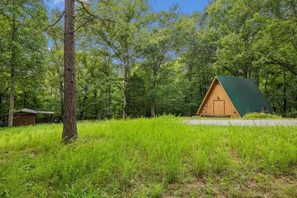 111 Mud Hill Rd, Dover, TN 37058