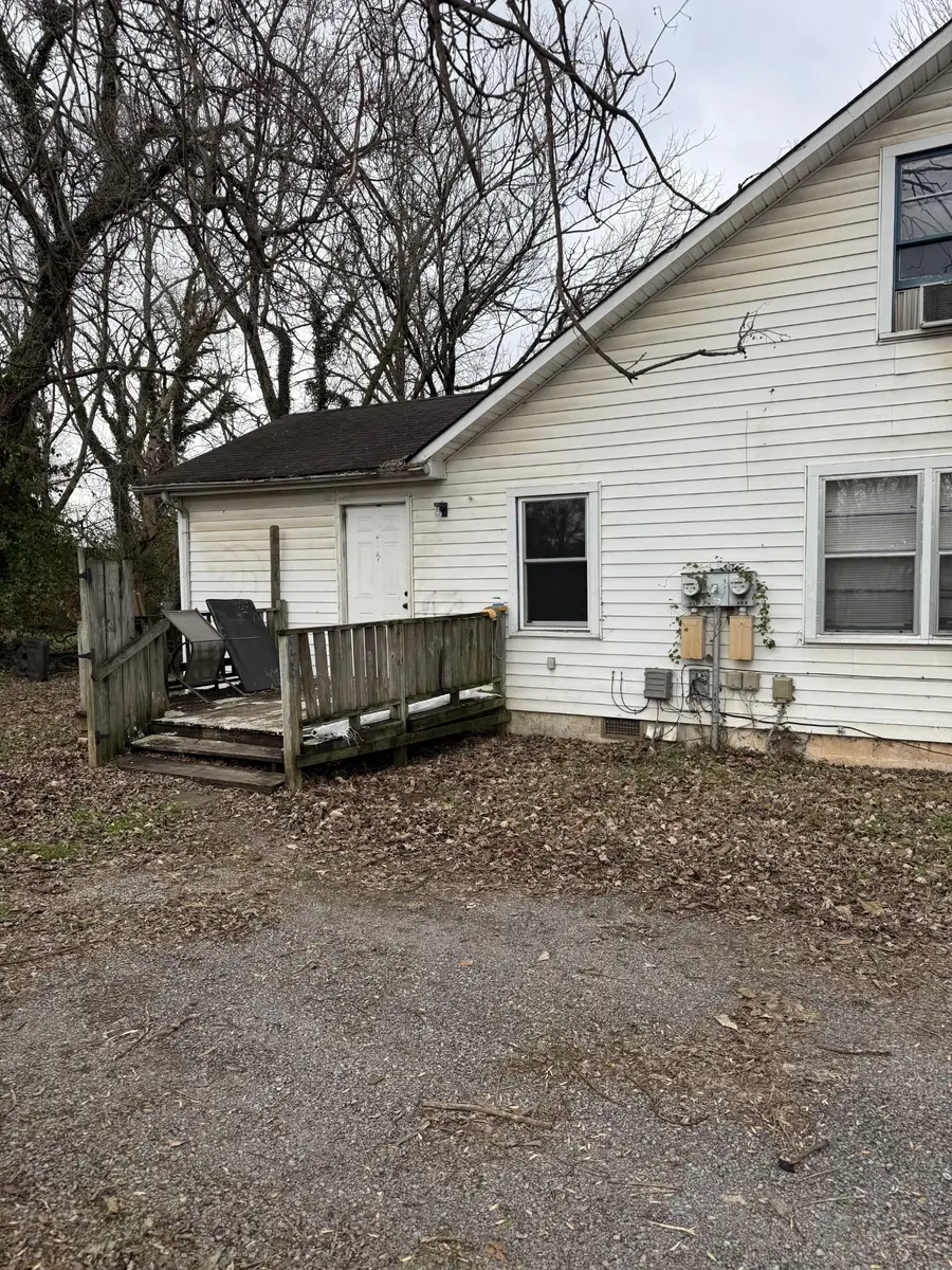 909 Smith St, Murfreesboro, TN 37129 - #2