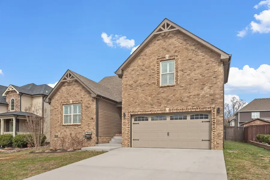 1047 Christian James Ct, Clarksville, TN 37043 - #2