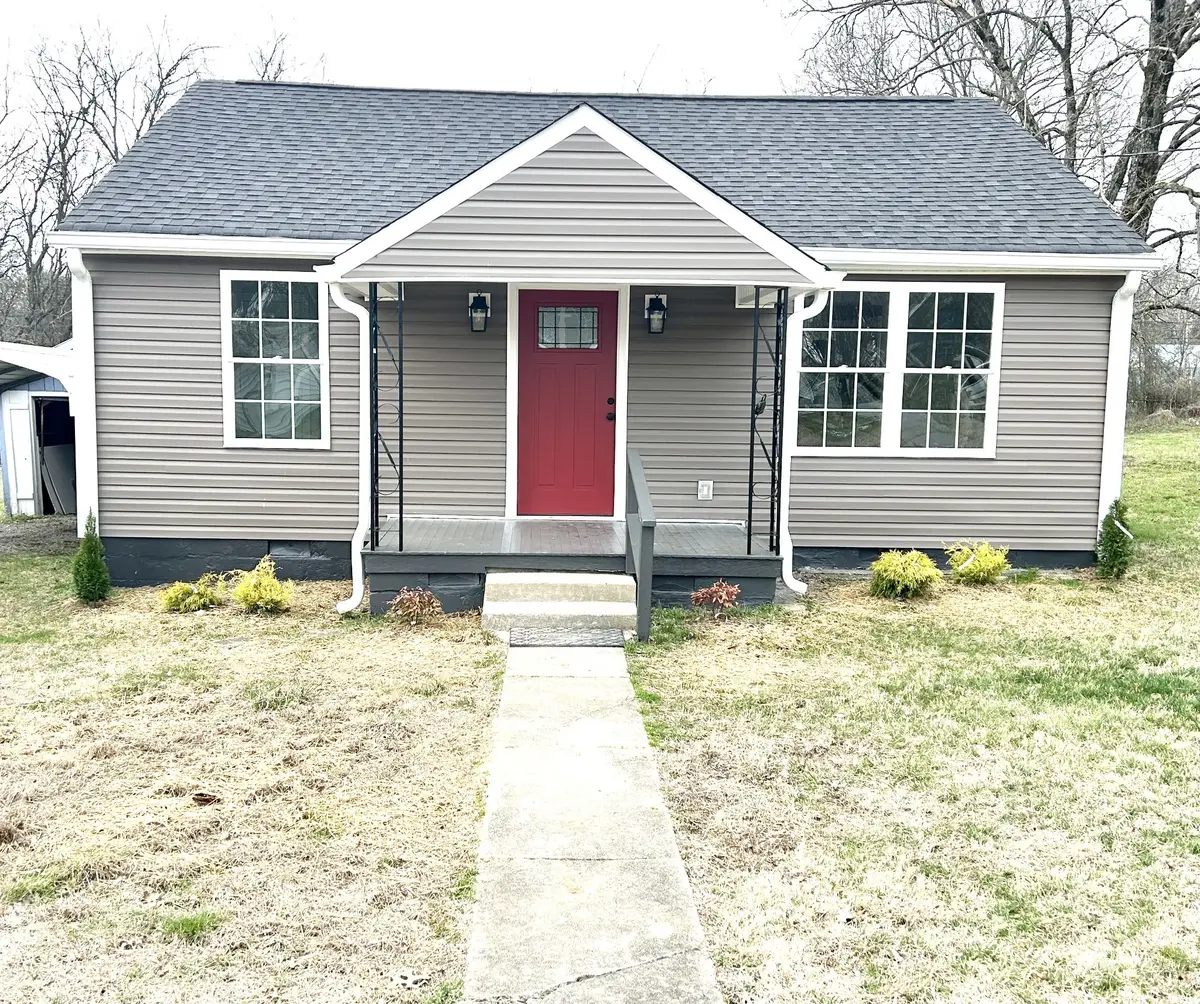108 Elizabeth St, Shelbyville, TN 37160 - #1