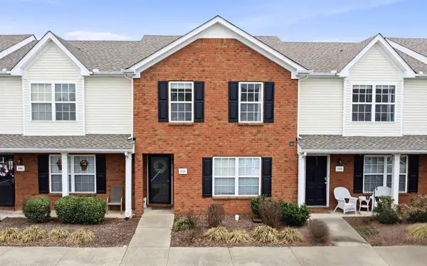 1038 Sitting Bull Xing, Murfreesboro, TN 37128