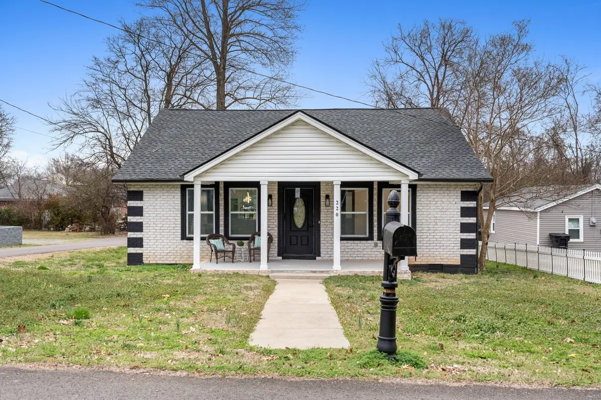 220 Chamberlain Dr, Murfreesboro, TN 37129 - #1