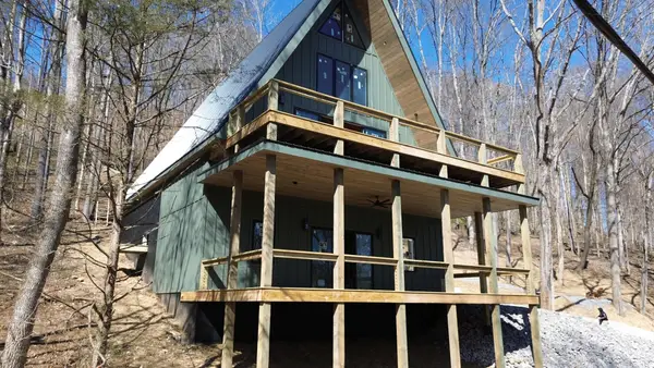 1196 Lakeside Dr, Smithville, TN 37166