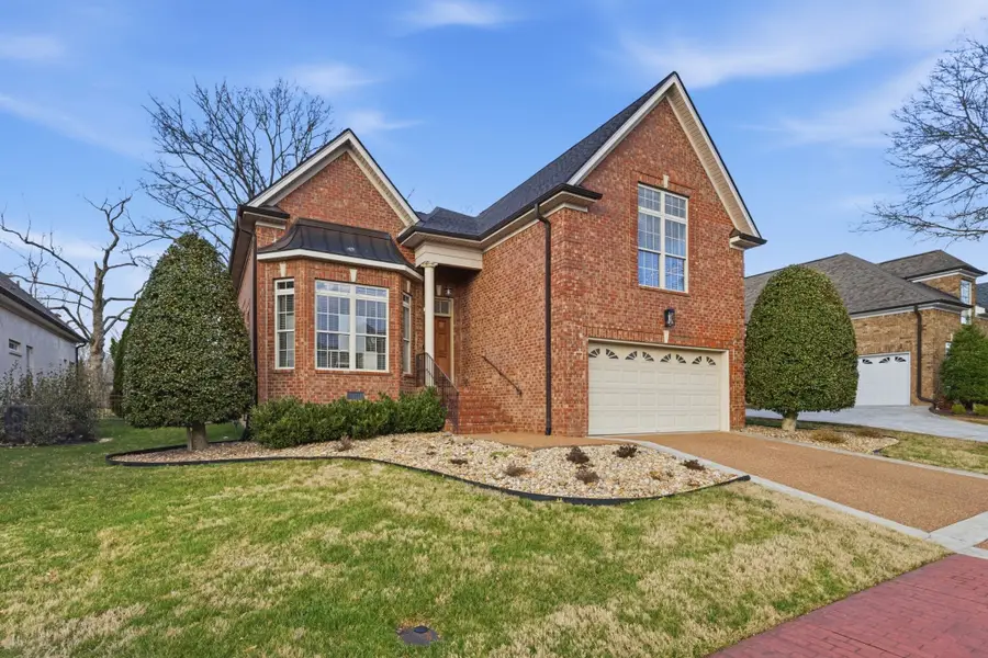 1106 Isaac Franklin Dr, Gallatin, TN 37066 - #2