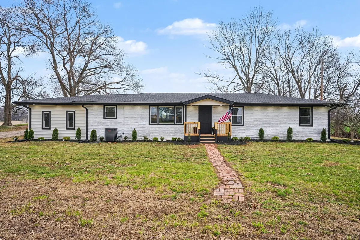 5963 Wayman Dunn Rd, Springfield, TN 37172 - #1