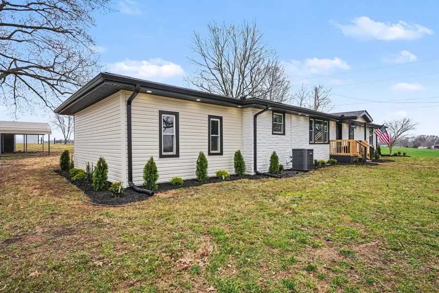 5963 Wayman Dunn Rd, Springfield, TN 37172 - #2