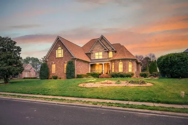 2722 Crowne Pointe Dr, Murfreesboro, TN 37130