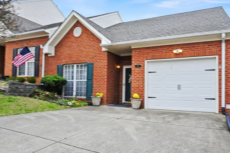 221 Wyndom Ct, Goodlettsville, TN 37072 - #3