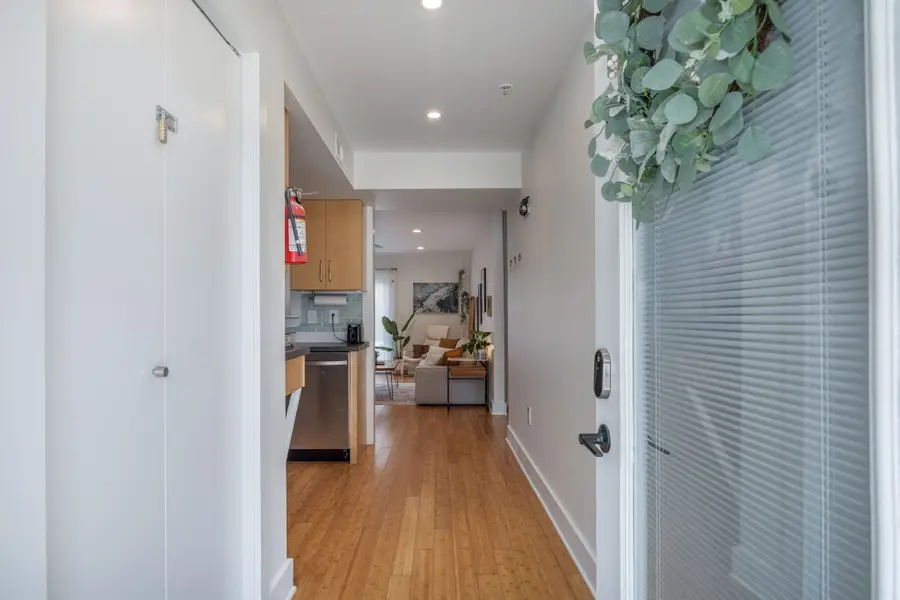 540 N 2nd St #102, Clarksville, TN 37040 - #3