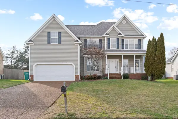 2624 Hansford Dr, Thompsons Station, TN 37179