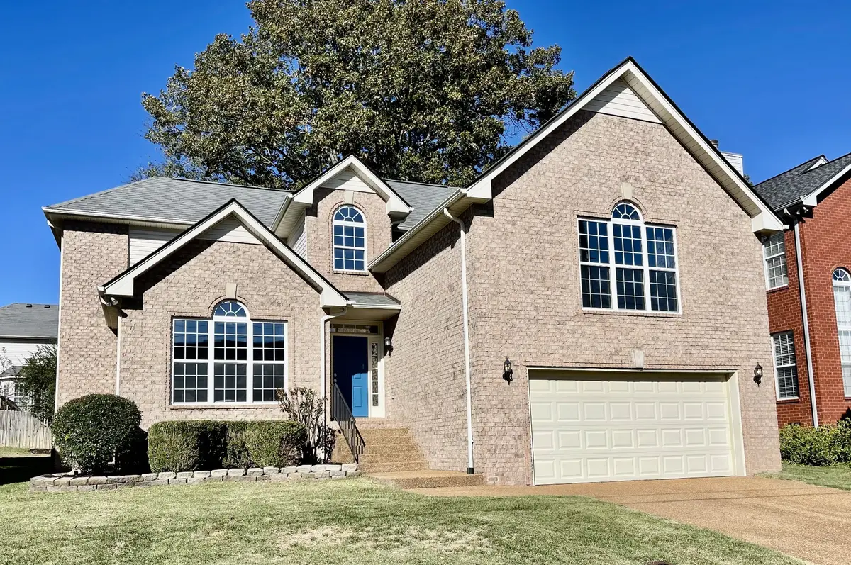 6724 Sunnywood Dr, Nashville, TN 37211 - #1