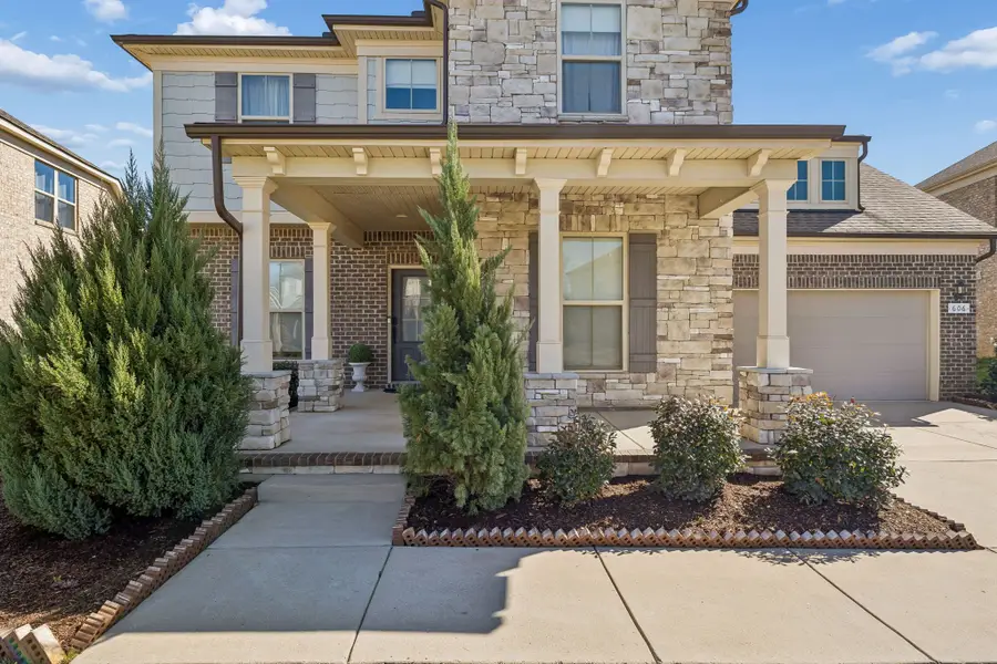 606 Rumsford Ln, Mount Juliet, TN 37122 - #2