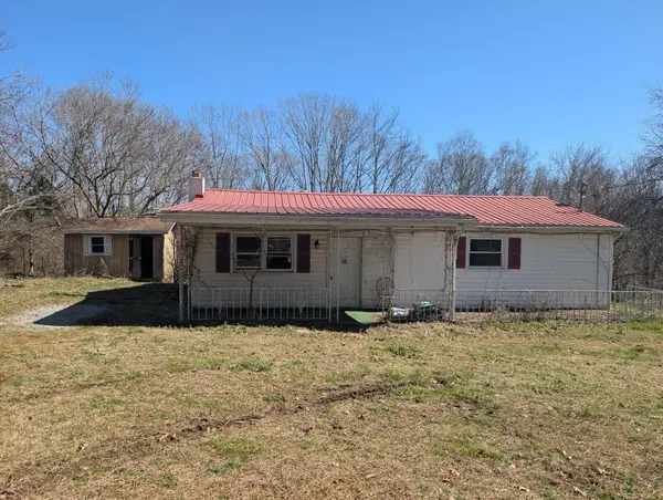 210 Donegan Crossing Rd, Dickson, TN 37055