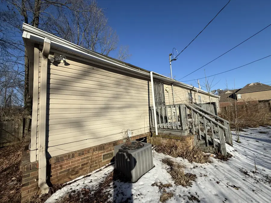 4440 Coleman Rd, Memphis, TN 38128 - #2