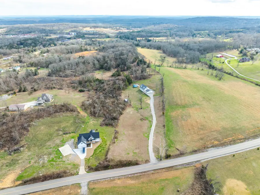 1824 Blackburn Ln, Spring Hill, TN 37174 - #2