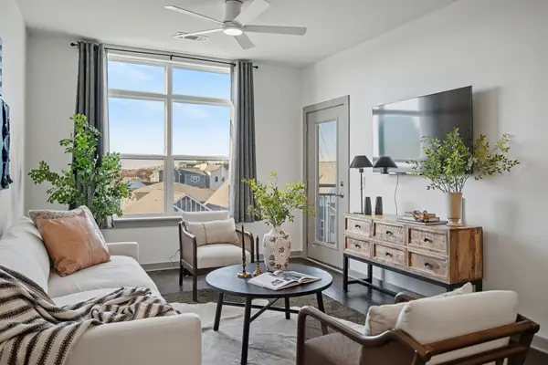 1638 54th Ave N #331, Nashville, TN 37209