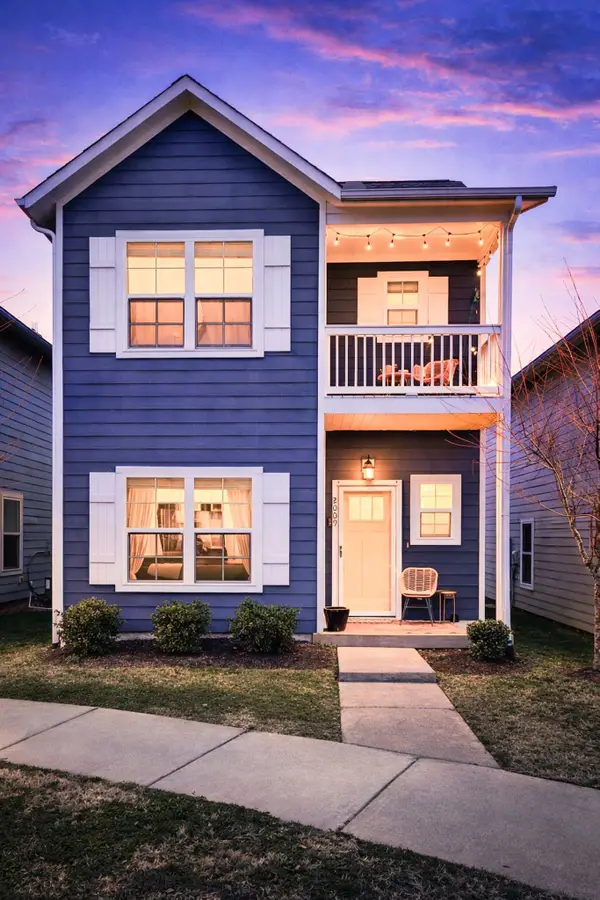 2009 Village Park Cir, Old Hickory, TN 37138