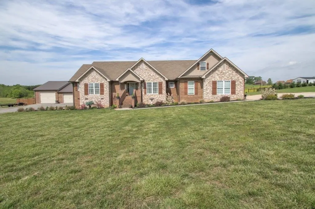 180 Clanton Ln, Wartrace, TN 37183 - #1