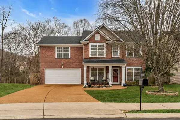 110 Sorrel Ct, Hendersonville, TN 37075