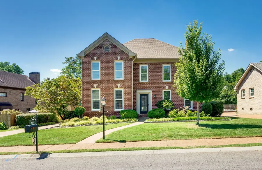 705 Burleigh Ct, Nashville, TN 37221 - #3