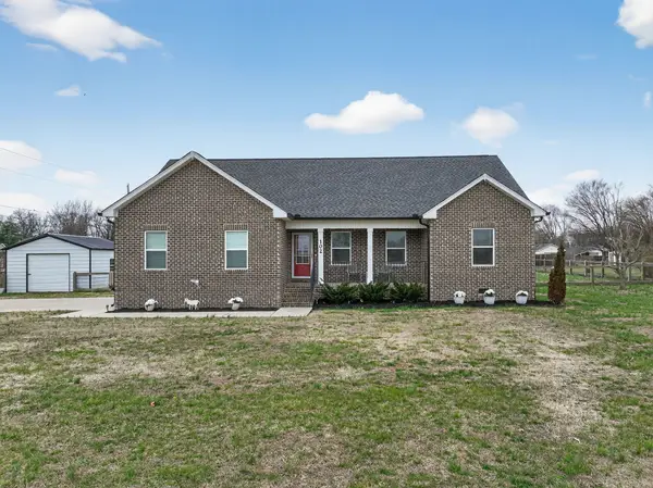 102 Glacier Ct, Portland, TN 37148