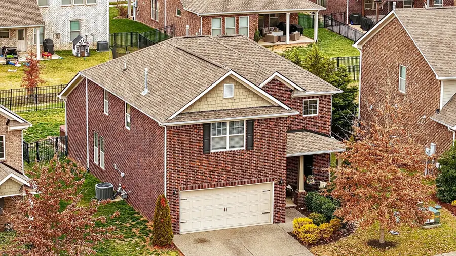 211 Hempstead Ct, Gallatin, TN 37066 - #2