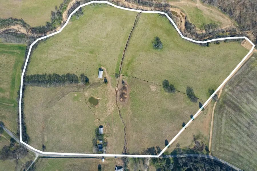 2185 Dry Weakley Rd, Ethridge, TN 38456 - #3