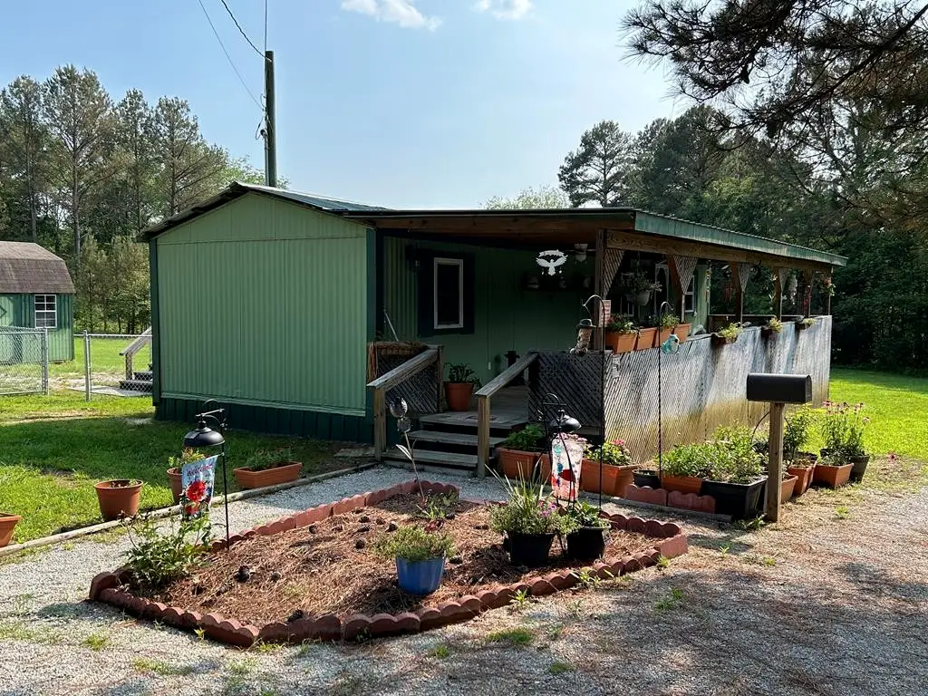 1135 Old Homestead Rd, Big Sandy, TN 38221 - #1