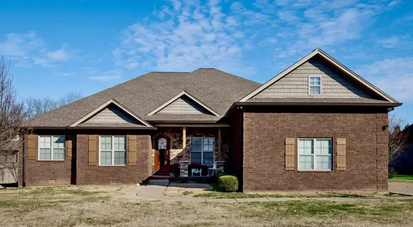 605 Concord Dr, Gallatin, TN 37066