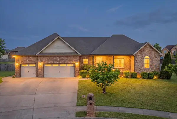 291 Castleton Ct, Clarksville, TN 37043