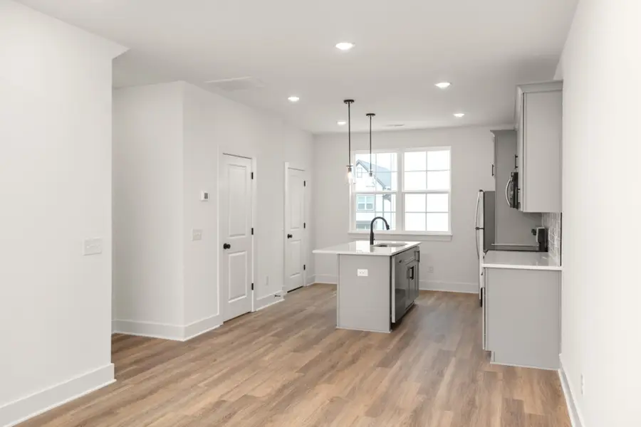 700 N Dupont Ave #106, Madison, TN 37115 - #3