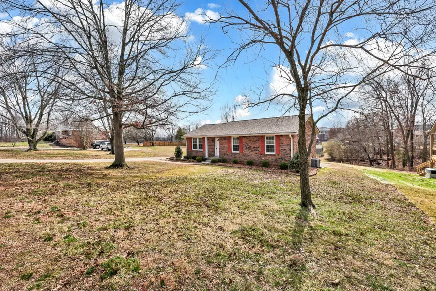 50 West Dr, Clarksville, TN 37040 - #2