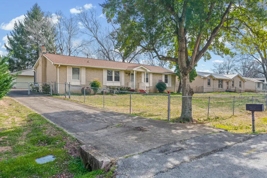 2311 Pendleton Dr, Clarksville, TN 37042 - #2