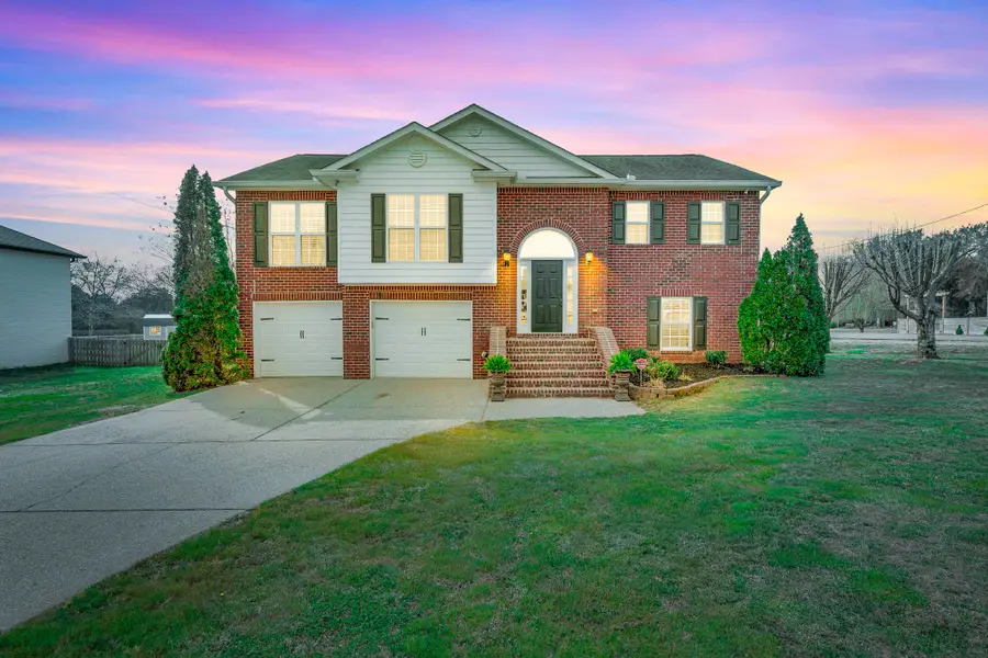 218 Sunnyside Dr, Chapel Hill, TN 37034 - #2