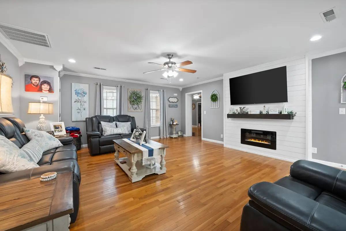 283 Lady Ln, Ashland City, TN 37015 - #1